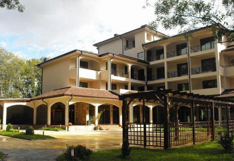 Hotel Park Karnobat Ngoại thất bức ảnh