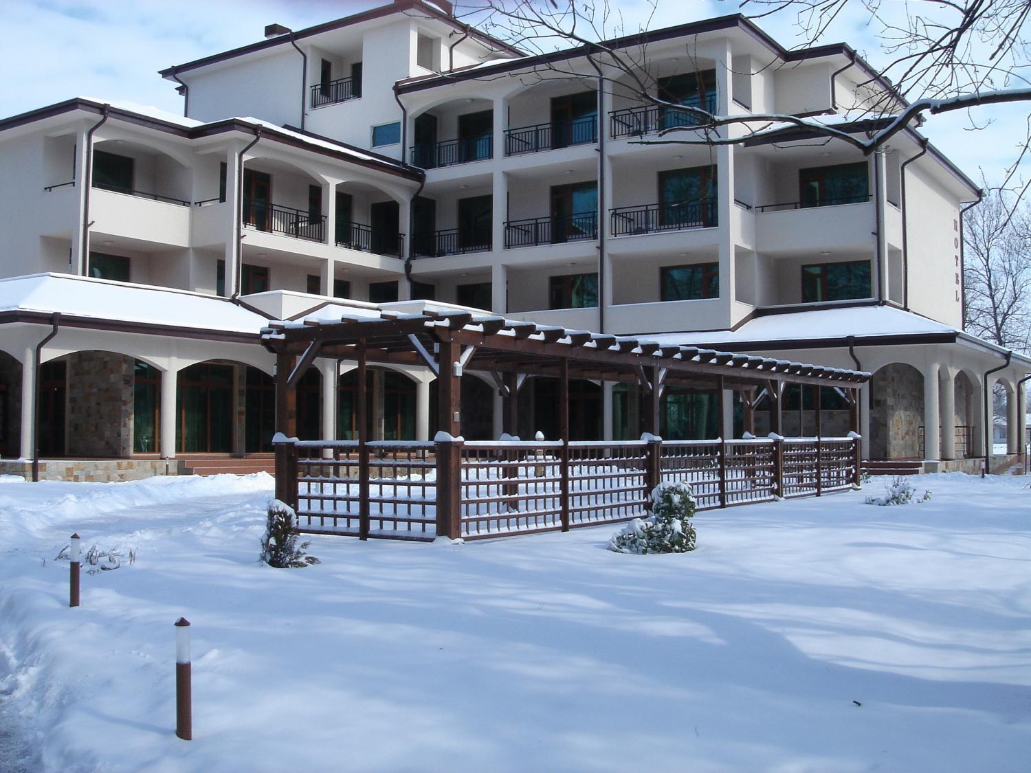 Hotel Park Karnobat Ngoại thất bức ảnh