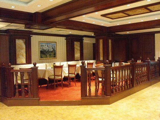 Hotel Park Karnobat Ngoại thất bức ảnh